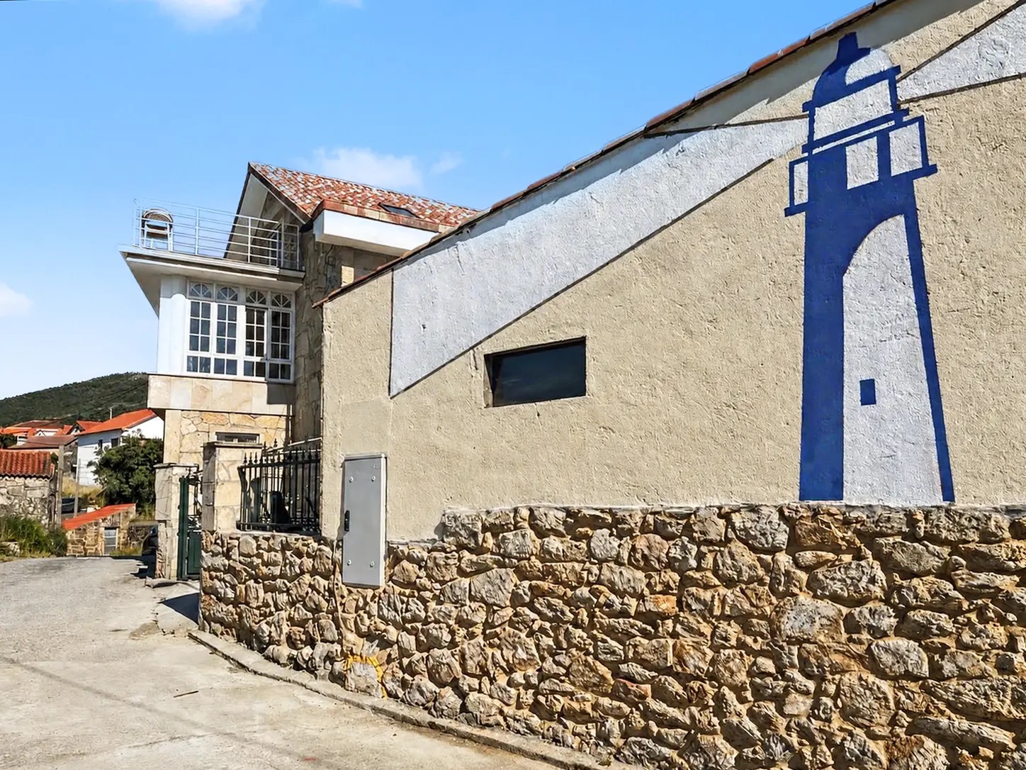Lighthouse Facade