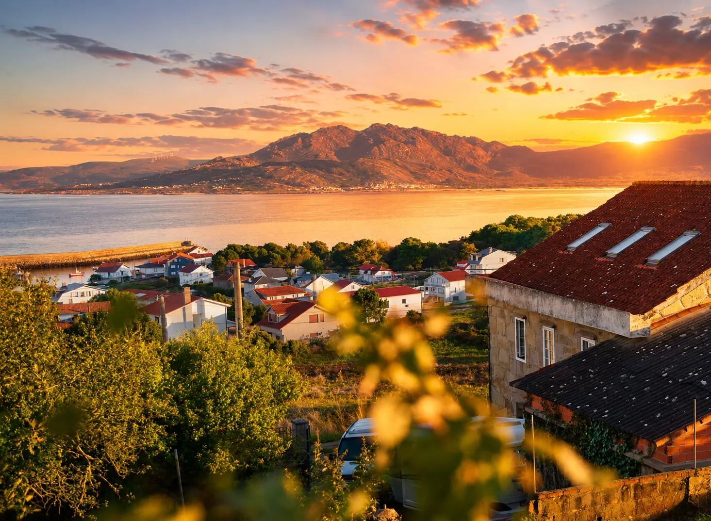 Casa Maré exterior at golden hour